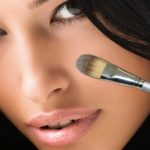 Mejorar la forma de la nariz con maquillaje